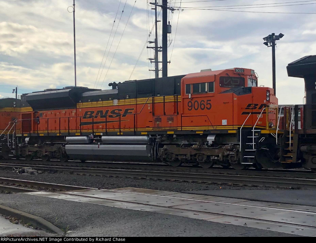 BNSF 9065